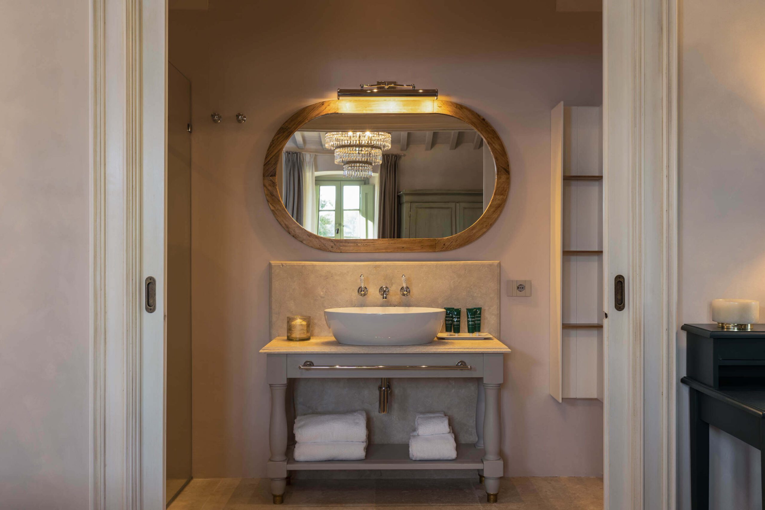 bagno-junior-suite-incanto-borghi-dell-eremo