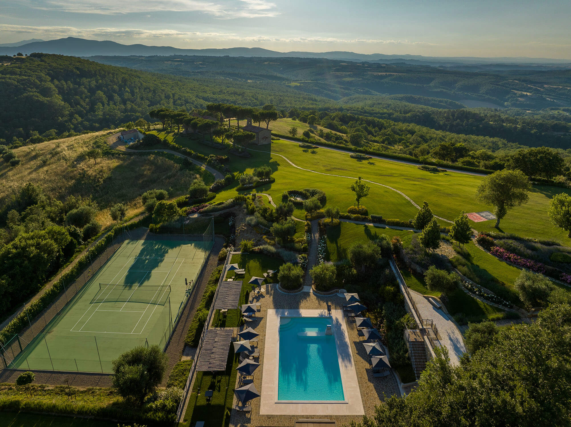 campi-sportivi-borghi-dell-eremo